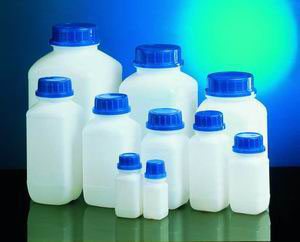 HDPE flaske, firkantet, mat, uden låg, 500 ml