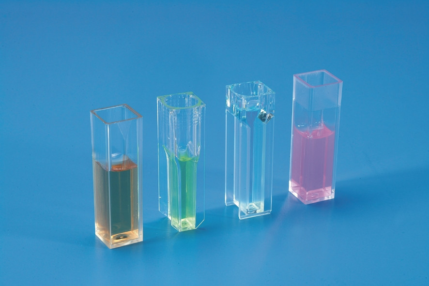 Kartell semi-mikro UV-kuvette, PMMA, 2,5 ml