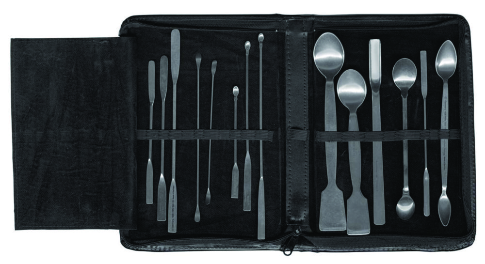 Spoon and spatula set, 14 pieces in plastic case